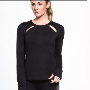 Alo Yoga Mantra Long Sleeve Top Size xs Black‎ Cutout